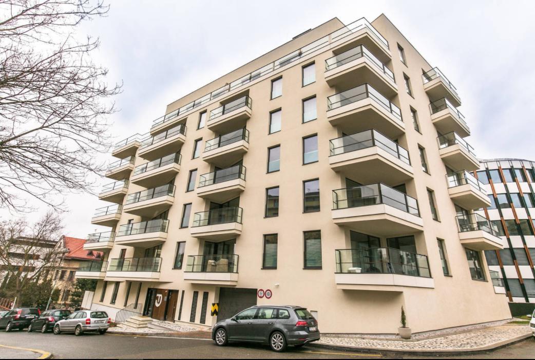 Flawless Apartments Pod Dekankou Praag Buitenkant foto