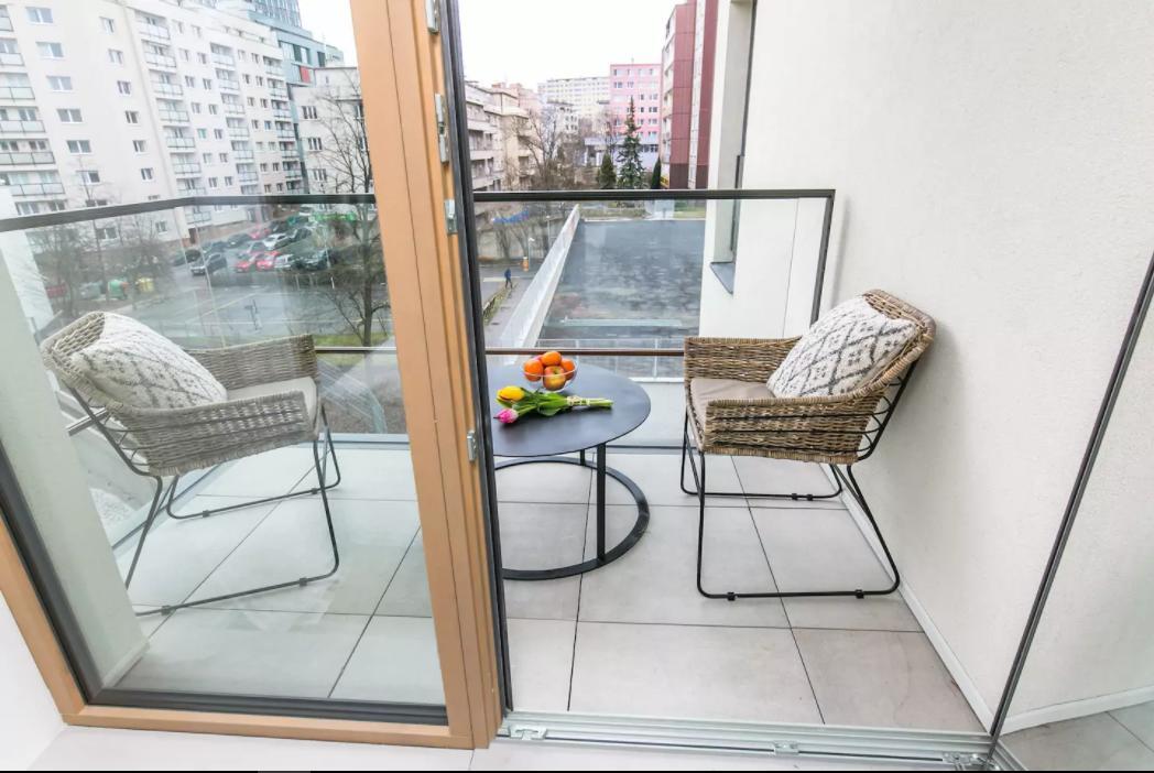 Flawless Apartments Pod Dekankou Praag Buitenkant foto