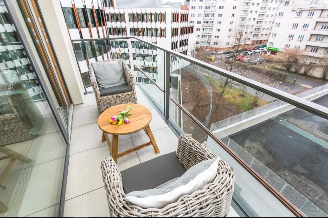 Flawless Apartments Pod Dekankou Praag Buitenkant foto