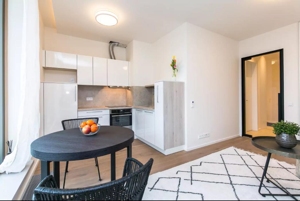 Flawless Apartments Pod Dekankou Praag Buitenkant foto
